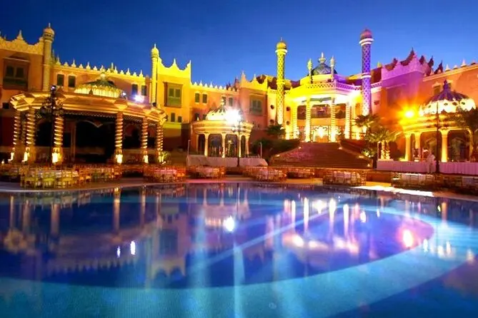 Chez Ali Fantasia show in Marrakech with horses, dancers and Moroccan dinner